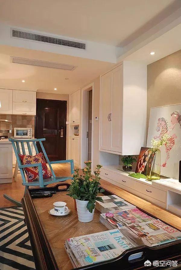 鞋柜放在入户门哪侧好,开门就是客餐厅，鞋柜如何摆？