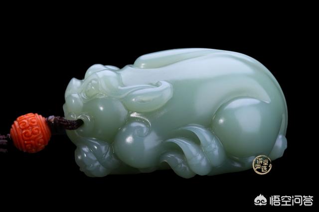 和田玉足金吊坠怎么识别真假,怎样鉴别和田玉金佛真假？