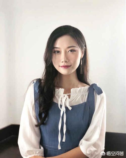 讲真的歌词:摩登兄弟是靠翻唱这首《讲真的》火起来的吗