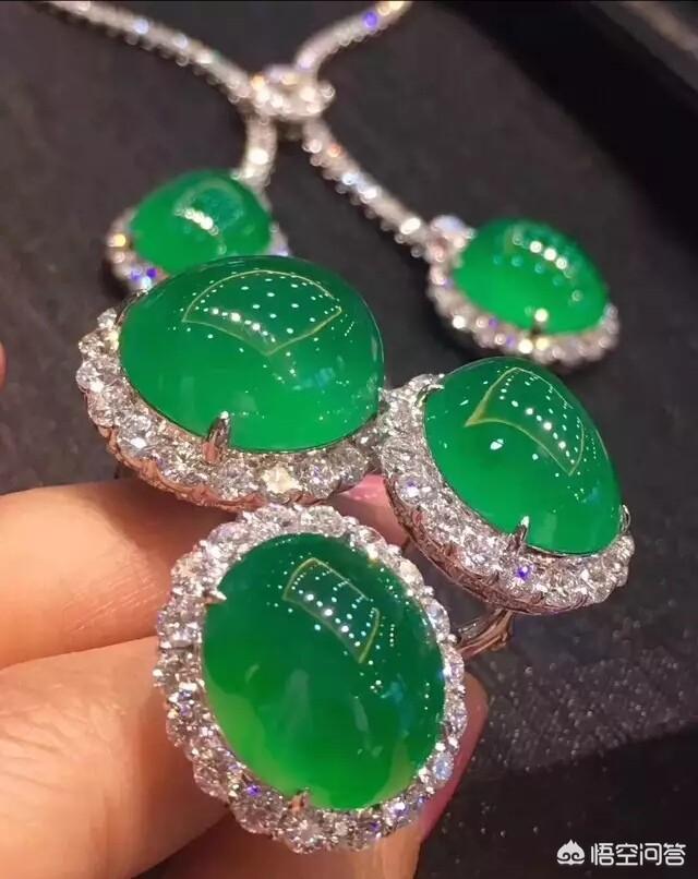 翡翠颜色等级和图片,翡翠的颜色是越深越好吗？