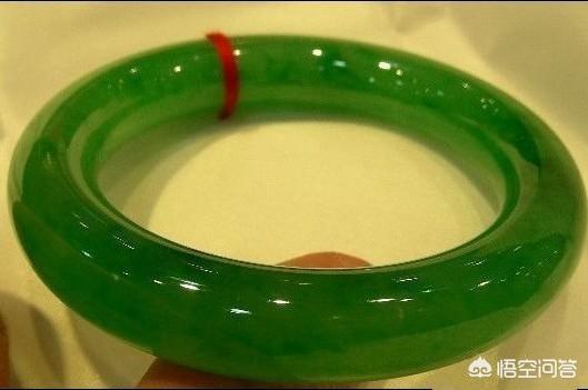 买玉手镯去哪里买比较好,淘宝上有哪些真的玉镯店推荐？