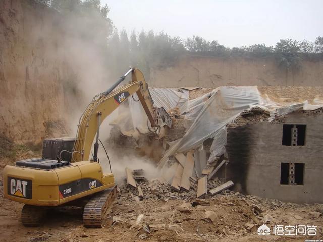 东莞大岭山镇连平村全村数十户村民不约而同抢建民房,不少达10层,你怎么看？