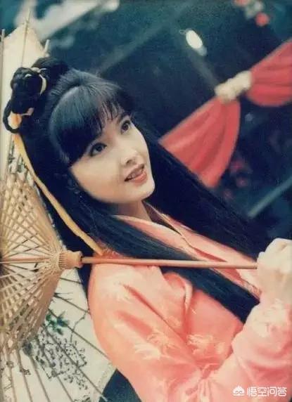 关之琳高尔夫球:如何评价周慧敏和关之琳的美