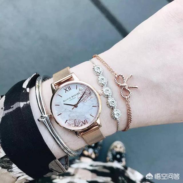 微信名字女生简单气质三个字:女生戴什么首饰比较有气质