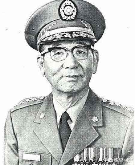 高魁元:为什么胡琏当了那么多年师长直到18军军长才被授予少将军衔？