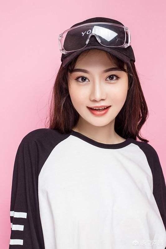 讲真的歌词:摩登兄弟是靠翻唱这首《讲真的》火起来的吗