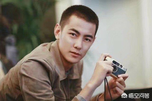 最新男士发型图片大全,头大的男生适合什么发型？