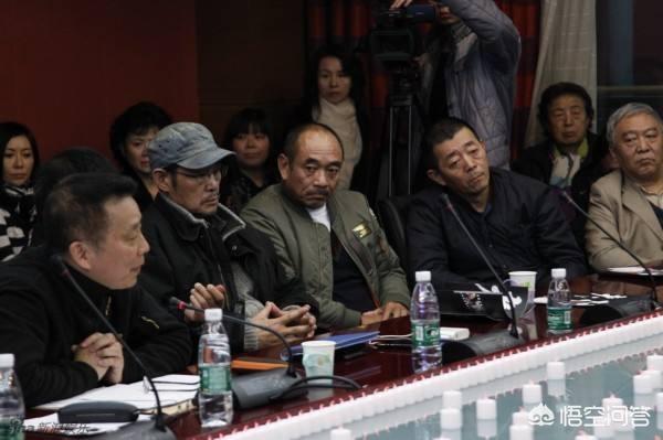 池小宁:陈凯歌大厦将倾，张艺谋江郎才尽