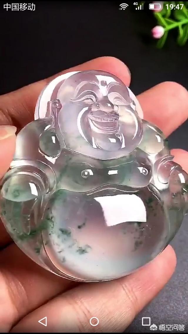 一万块买翡翠好还是金子好,一万元，你愿意买手表还是手镯，二选一？