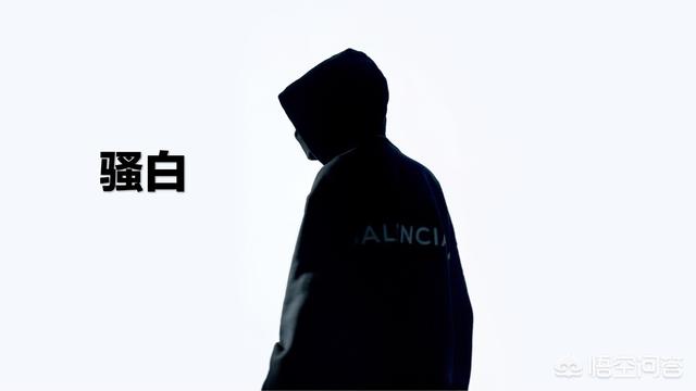 斗鱼骚白粉丝关注量正好达到房间号911,当天直播热度再登榜首,你怎么看？