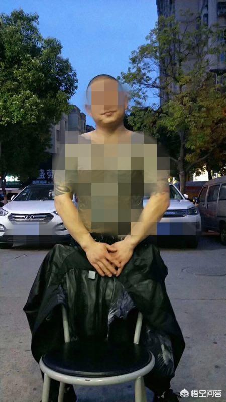 昆山天安社:如何看待昆山电瓶车主杀花臂宝马男被网友称是“为民除害”