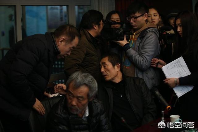 池小宁:陈凯歌大厦将倾，张艺谋江郎才尽