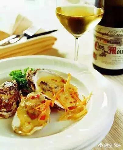吃完螃蟹能喝葡萄酒吗，金秋时节吃螃蟹应该喝什么葡萄酒，最搭配？