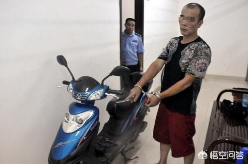 cctv12狗王偷狗视频:小偷偷走北京的大学通知书，主动归还怕耽误学子前程，你怎么看？