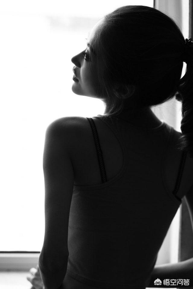 头条问答 - 有没有黑白背影头像?(13个回答)
