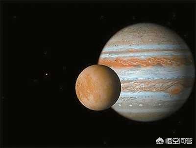 木星有几颗卫星:都是行星，木星有79颗卫星，地球1颗，为什么水星金星一颗没有