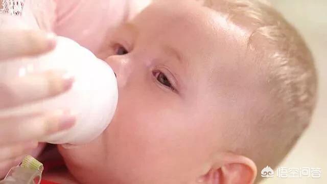 吸奶器正确使用方法有哪些，不想让宝宝直接吃母乳，能不能买个吸奶器，吸出来让宝宝吃