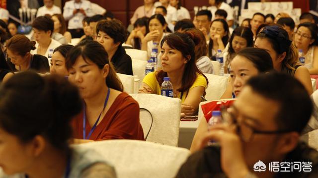美容院<a href=https://maguai.com/list/256-0-0.html target=_blank class=infotextkey><a href=https://maguai.com/list/256-0-0.html target=_blank class=infotextkey>朋友圈</a></a><a href=https://maguai.com/list/28-0-0.html target=_blank class=infotextkey><a href=https://maguai.com/list/28-0-0.html target=_blank class=infotextkey>广告</a></a>:怎样在微信<a href=https://maguai.com/list/256-0-0.html target=_blank class=infotextkey><a href=https://maguai.com/list/256-0-0.html target=_blank class=infotextkey>朋友圈</a></a>发一下有关美容院介绍的内容？