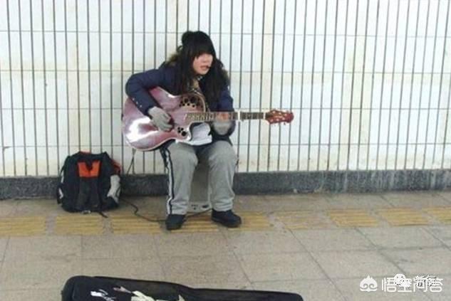 西单女孩近况:你还记得曾经上春晚的西单女孩吗？她现在人在哪里呢？