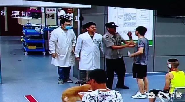 南宁金毛:广西南宁男子凌晨闯医院医闹，威胁医生为其医治狗，你怎么看？