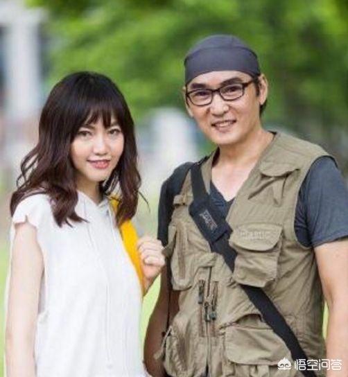 古巨基婚礼:焦恩俊罕见晒女儿长腿照，星二代谁的腿更长？