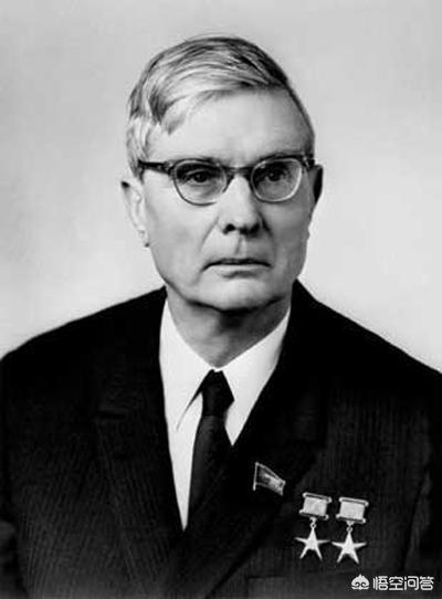 勃列日涅夫是如何夺取赫鲁晓夫政权的其对苏联又有哪些贡献