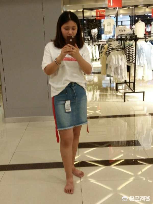 什么样的女生才会在<a href=https://maguai.com/list/256-0-0.html target=_blank class=infotextkey>朋友圈</a>天天晒自拍