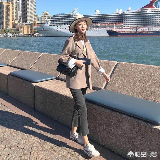 女生不喜欢穿高跟鞋，那么穿西装鞋子要怎么搭配？插图97