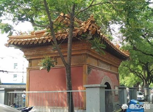 康熙传位之谜:真实历史中：雍正的皇位真是康熙赐予的吗