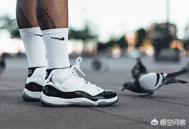 乔11变色龙多少钱:aj11康扣和aj11变色龙有哪些区别，哪个更结实耐抗？
