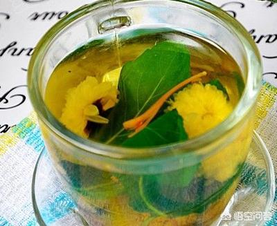 吞卡舌头使用方法:舌头的使用方法 一不小心喉咙卡到鱼刺，怎样处理才正确？吞饭、喝醋真的有用吗？