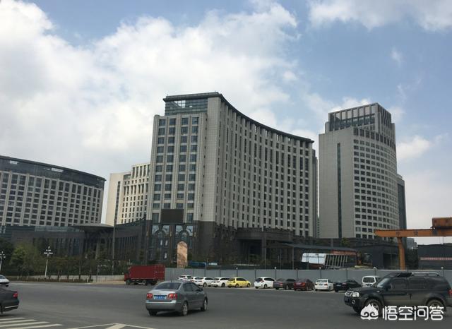 贵州茅台集团灵异事件:空开房间，黄牛炒价，薅茅台羊毛，贵州酒店集团这样，不违规吗？