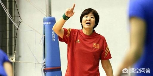 中国女排的功勋教练袁伟民现状如何？