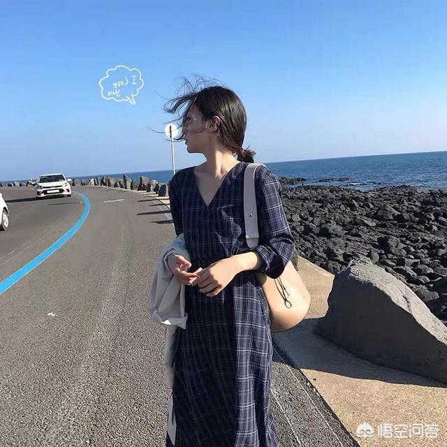 修身加厚连衣裙:上身胖的女生穿什么裙子好看？