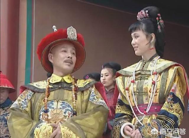 《康熙王朝》中容妃是康熙最喜欢的妃子，为什么会被康熙送入宗人府，后来又杀死所有看见她刷马桶的人？插图82