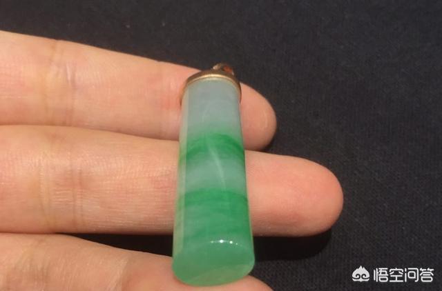 翡翠种水等级划分,翡翠的水和种指的是什么？
