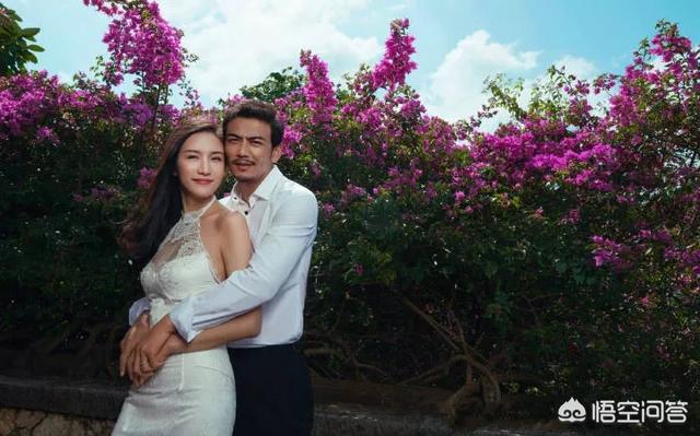 "小包总"杨烁结婚8年,儿女双全,还补办婚礼,你怎么看?_晶羽科技