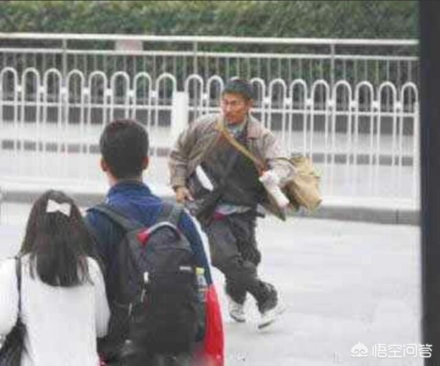 周星驰经历的灵异事件:周星驰为什么不愿去看吴孟达？吴都快走了，周为什么也不去看？