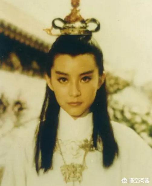 陈美琪关之琳:大家认为林青霞和关之琳谁的容颜更受喜欢？为什么？