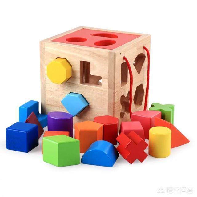 宠物玩具形状:八个月宝宝能玩什么玩具？