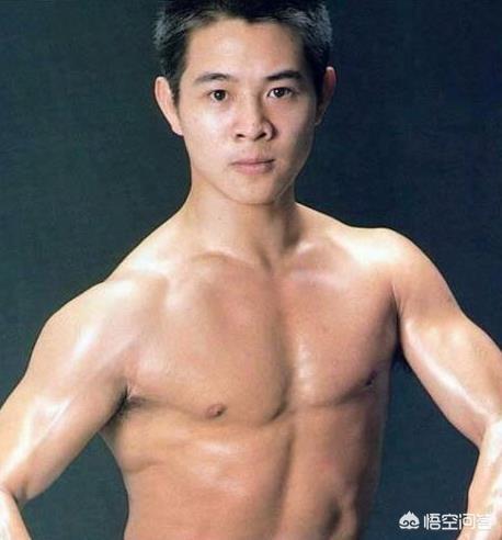 李连杰的真实身份轰动全:无限制格斗，巅峰李连杰打得过杰森斯坦森吗