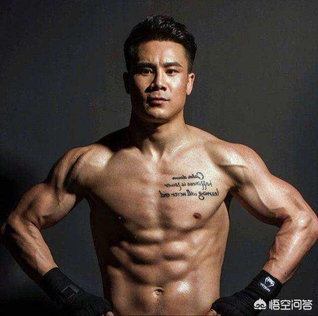 邱武林:龙门镖局里的邱璎珞是不是跟邱小东有关系？