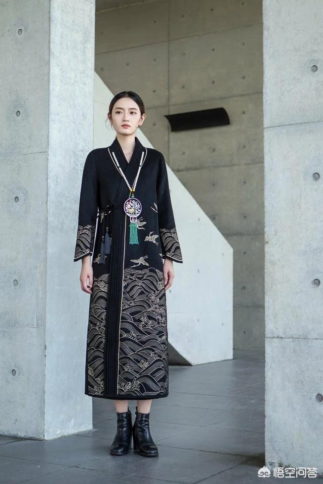 高端<a href=https://maguai.com/list/77-0-0.html target=_blank class=infotextkey><a href=https://maguai.com/list/77-0-0.html target=_blank class=infotextkey>女装</a></a>微信货源:直播卖<a href=https://maguai.com/list/77-0-0.html target=_blank class=infotextkey><a href=https://maguai.com/list/77-0-0.html target=_blank class=infotextkey>女装</a></a>该如何进货？为何品牌<a href=https://maguai.com/list/77-0-0.html target=_blank class=infotextkey><a href=https://maguai.com/list/77-0-0.html target=_blank class=infotextkey>女装</a></a>折扣批发走份越来越火爆？