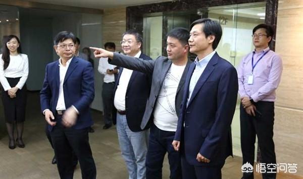 雷军在武汉投入200亿建设小米武汉总部,这是出于什么发展方向考虑？
