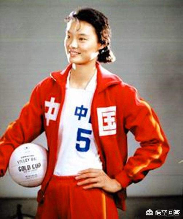 周晓兰:中国女排“五连冠”成员周晓兰近况如何？