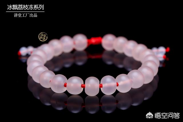 玉越透明越好吗,南红玛瑙透明吗？越透明越好吗？