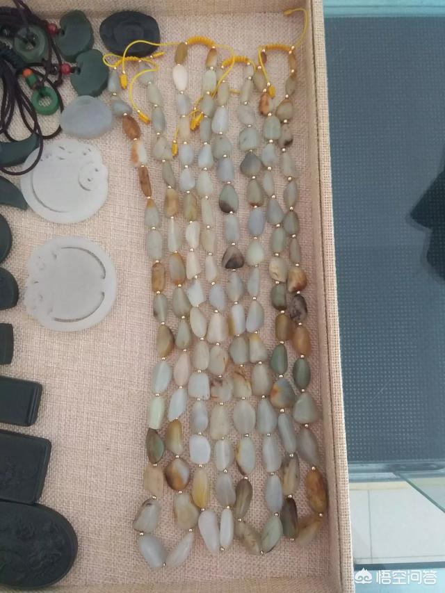 人工合成和田玉图片,和玉粉压制的玉牌，能出和田玉证书吗？