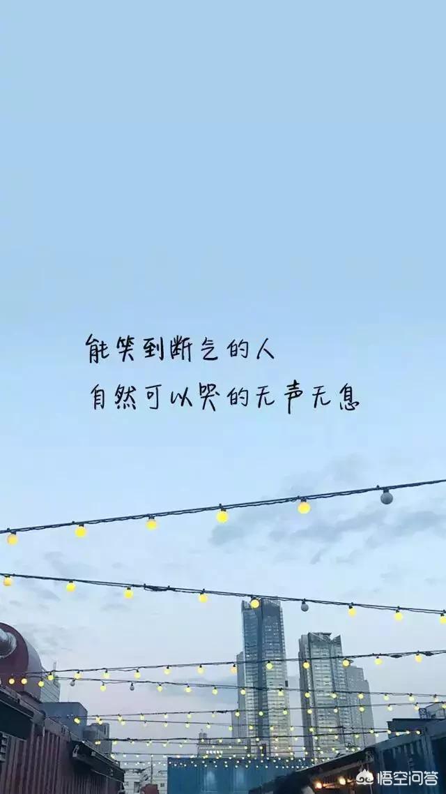 一个喜欢经常修改微信头像、相册封面和个性签名的人,突然都停止了是什么心态？