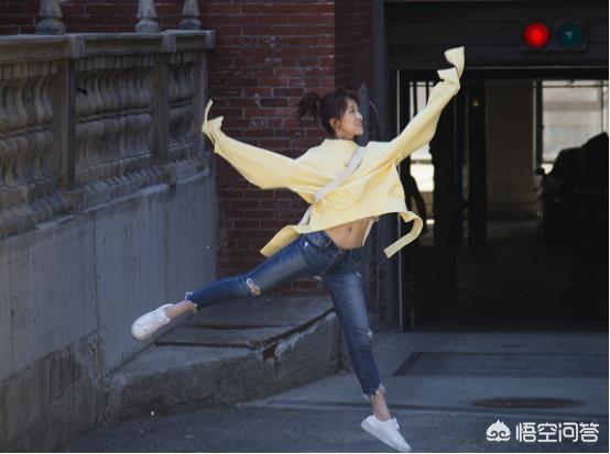 蓝盈莹现任老公是谁:蓝盈莹、曹骏3年情断，为何“忙”成为了现代人分手通用的借口？