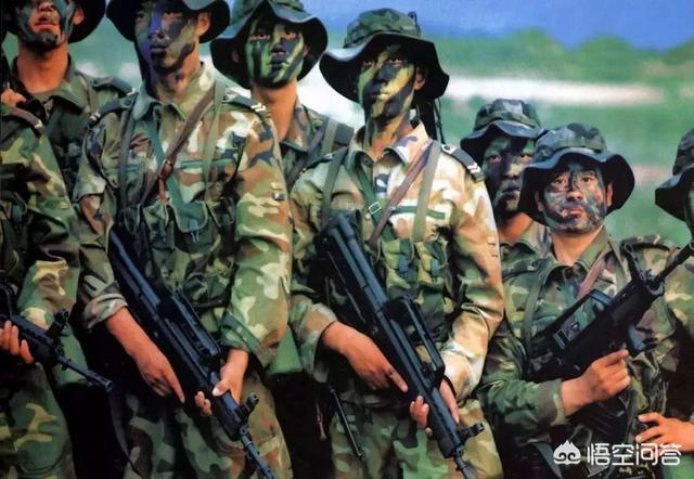 特警在城市抓捕罪犯为何戴面罩?(2个回答)